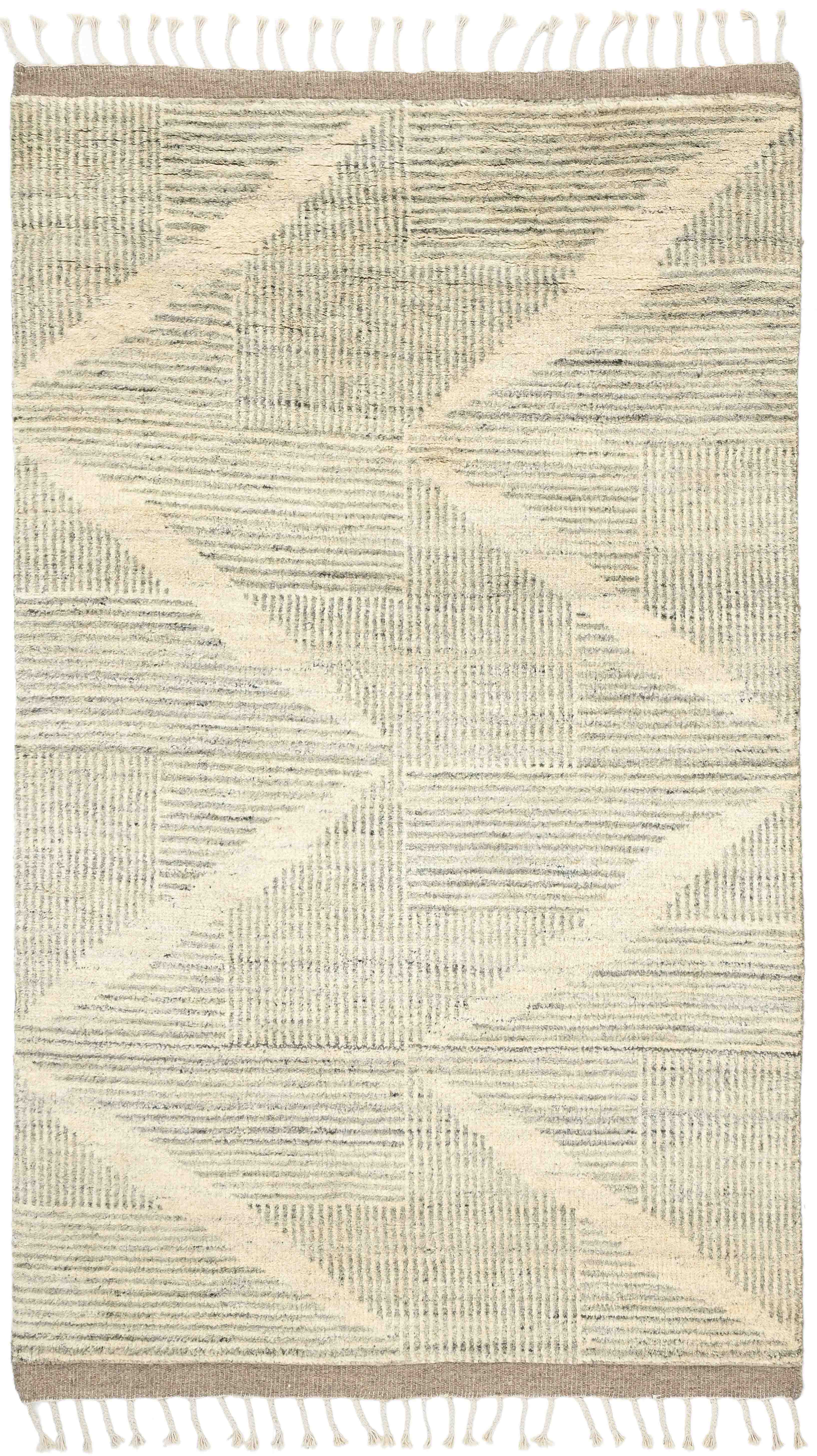 Geometrischer Beni Berber Teppich in hellgrau, beige und 245 cm x 150 cm groß